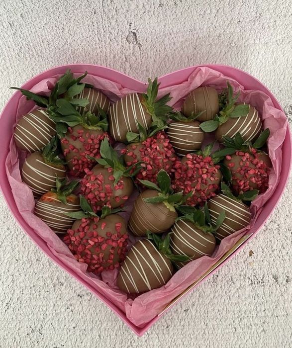 Клубника в шоколаде Подарки