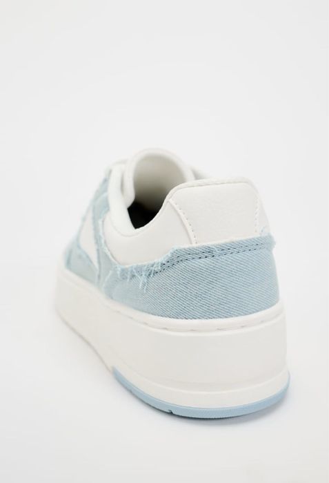 Обувки / маратонки Zara Зара