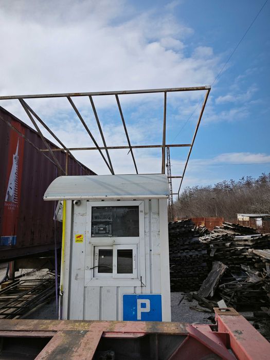 Охранителна кабина с оборудване