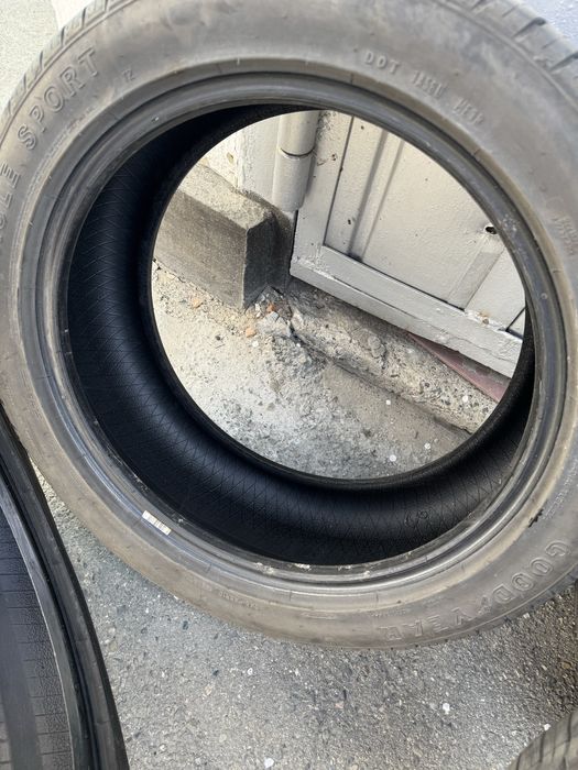 Продам летние шины на 18 размер