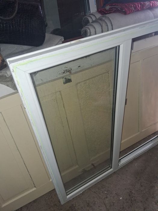 Vând 3 geamuri termopan in stare foarte bună