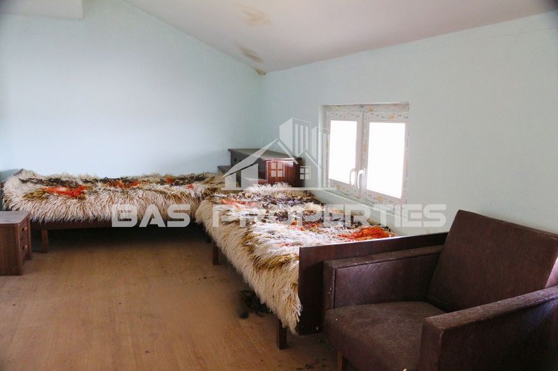 Къща в София, област-гр.Костинброд площ 210