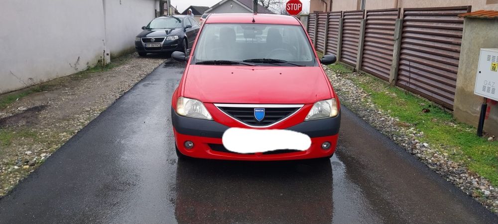 Vând.  Dacia Logan. Full 14 benzina foarte intretinuta