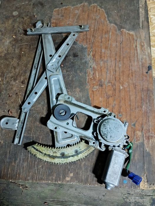 Запчасти субару: Гур шестерни итд.