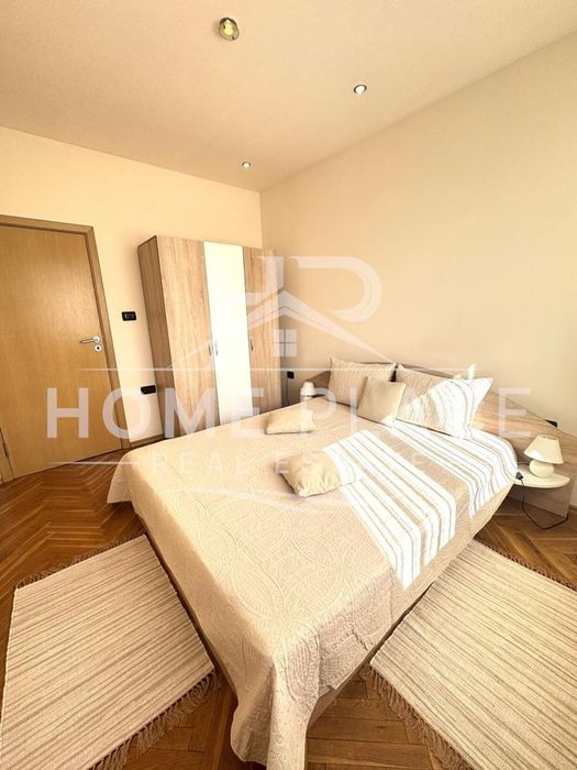 ТРИСТАЕН апартамент под нам - Цветен квартал