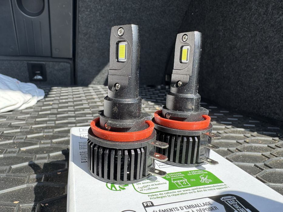 Лед H15 6000 k. Крушки.