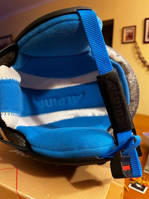 Ски каска Alpina Carat р-р 48-52см момче