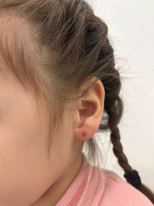 Прокол ушей 2500 тг