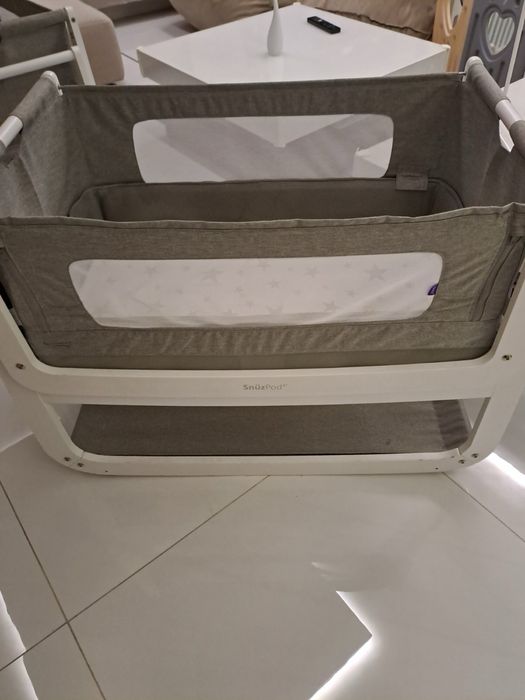 Бебешка кошара SnuzPod⁴ next to me