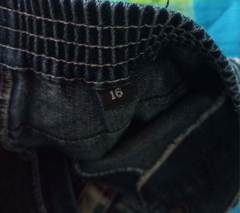 Продам костюм с джинсами детский