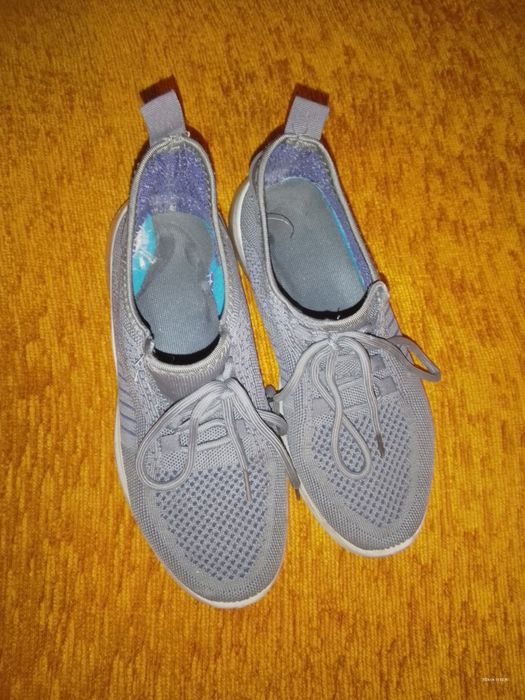 adidași foarte comozi