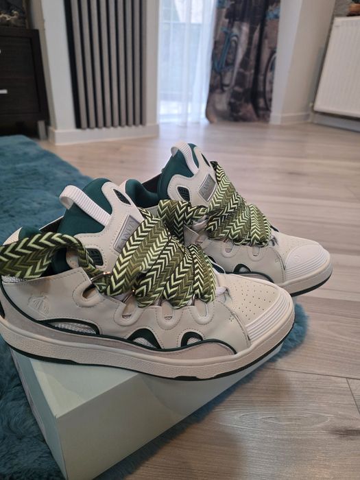 Vând Lanvin curb New 43