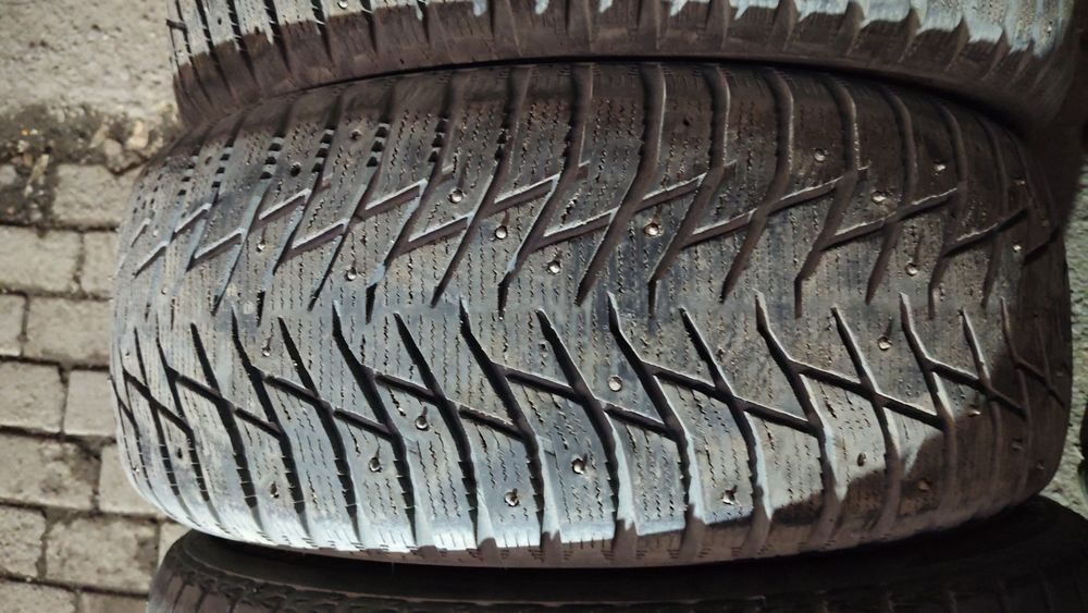 Шины зима комплект