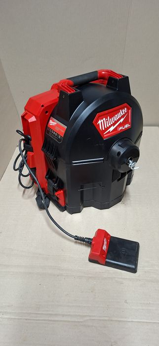 Milwaukee desfundat tevi