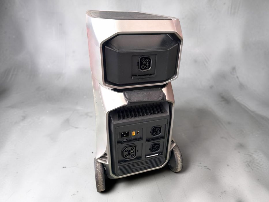 Зарядна станция EcoFlow DELTA Pro 3 + Smart Extra Battery