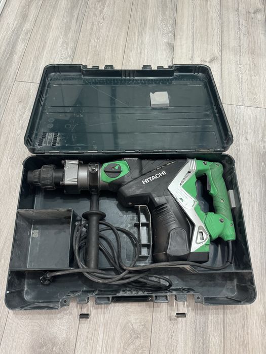 Продам перфоратор hitachi japan