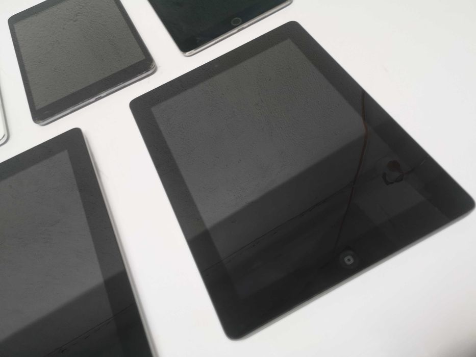 Таблет/ти - лот iPad