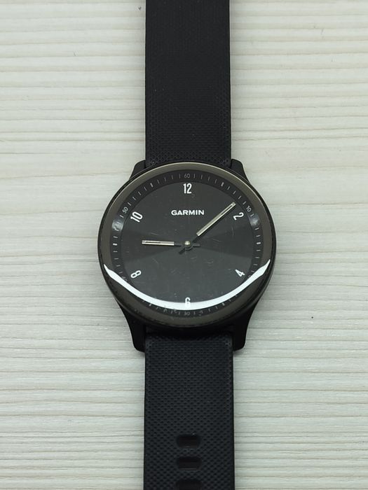Часы Garmin vívomove Sport