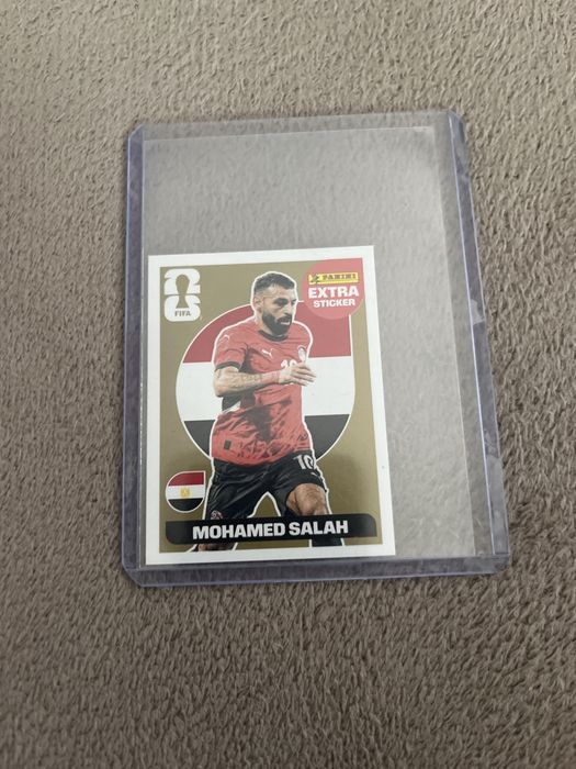 Extra stiker salah gold cu tot cu carcasa