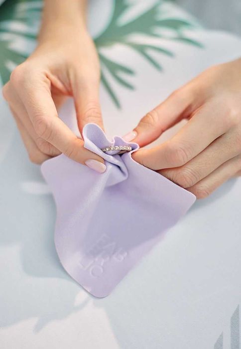 Салфетка для ювелирных украшений — бережная очистка и блеск