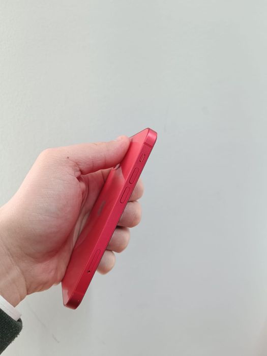 iPhone 12 mini в идеальном состоянии