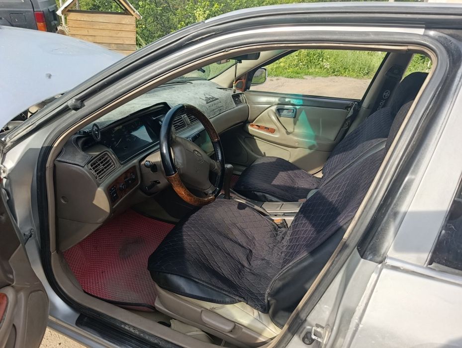 Toyota camry 25 сатылады