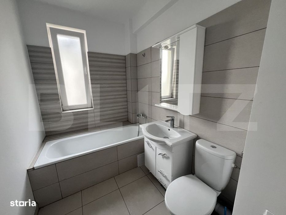 Apartament 2 camere, parcare, zona Terra