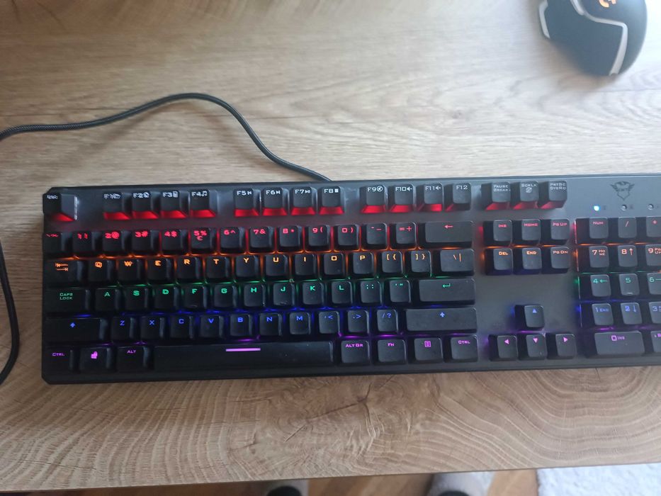 геймърска клавиатура TRUST 22630