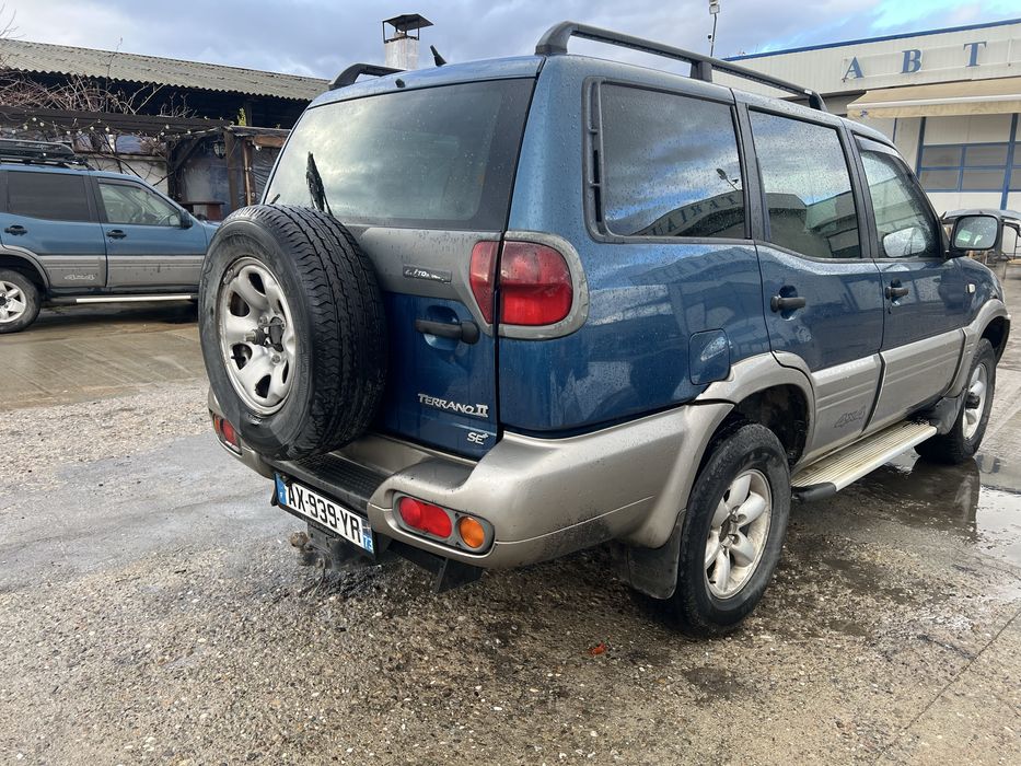 Нисан Терано 2.7