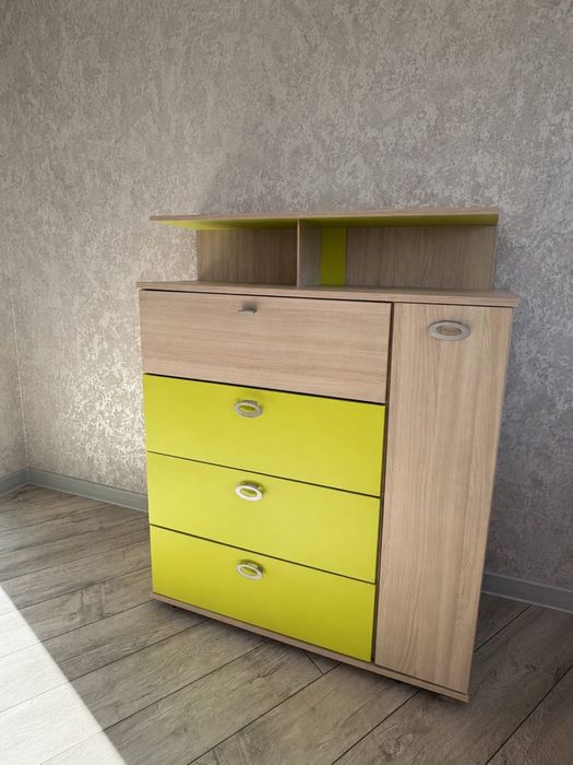 Продам детскую стенку