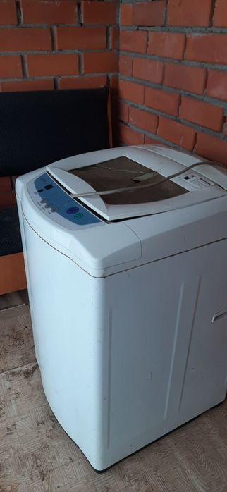 Продам стиральную машину