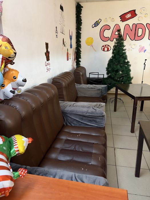 Диваны мощьные 5 штук