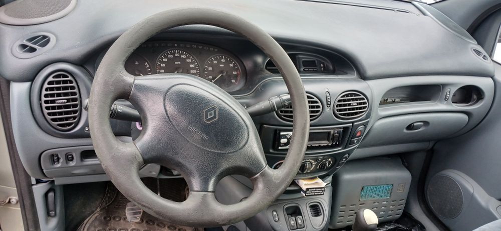 Renault  scenic 1.6i 1998