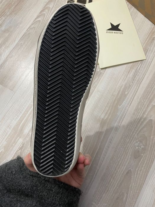 Golden goose  noi cu eticheta