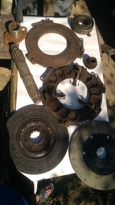 Части за ДТ 75 *