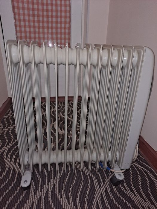 Обогреватель масляный ПIKAI .