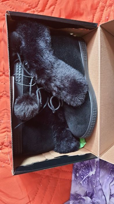 Изгодно боти с пух