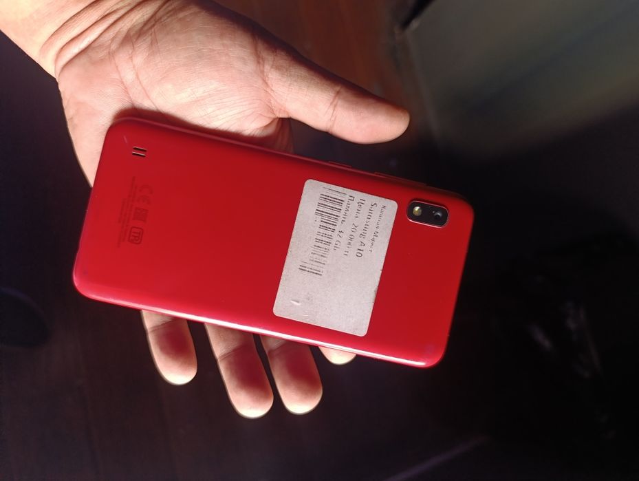 Samsung A10 телефон