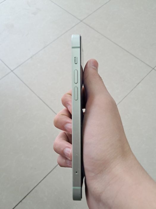 Iphone 12 xolati yaxshi