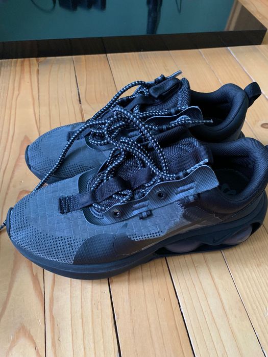 Маратонки използвани в отлично състояние.