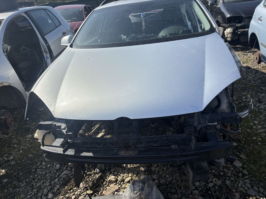 Capota Fata Volkswagen Golf 5