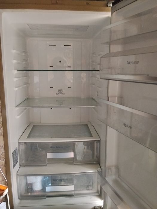 Холодильник рабочий