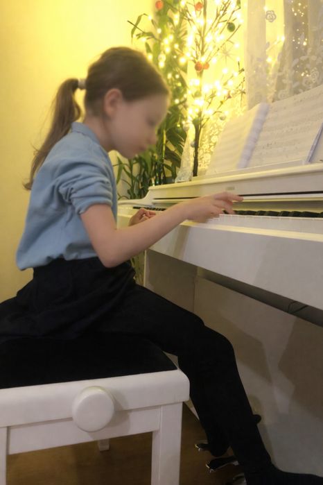 Cursuri pian și vioară – copii și adulți