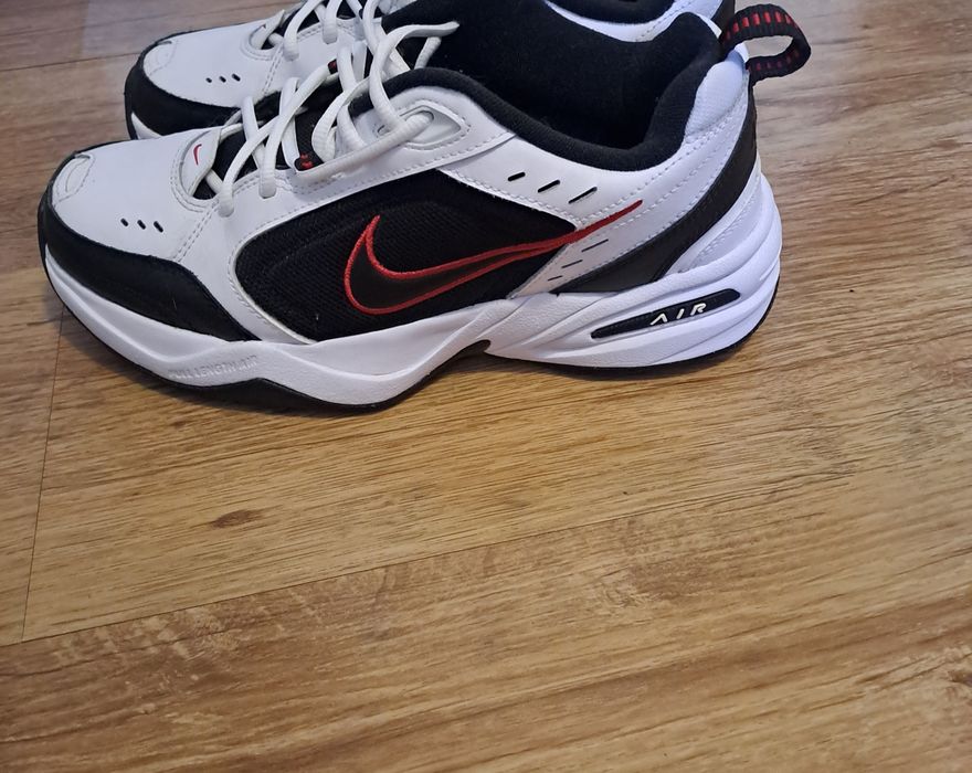 Маратонки Nike Monarch, 42,5