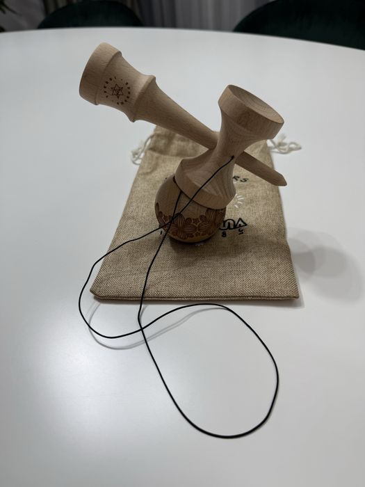 Vand Kendama Israel Rhino Clear weight matched!