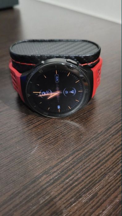 Продаю смарт часы Huawei