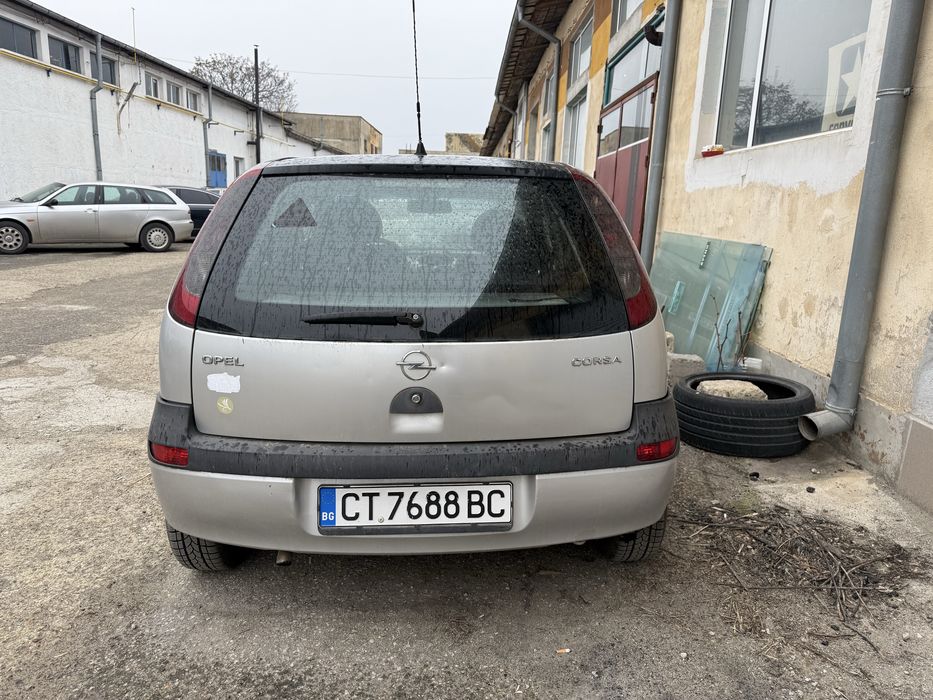 Opel Corsa C 1.0 на части