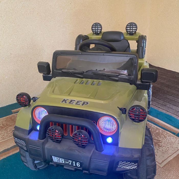 Машина детская