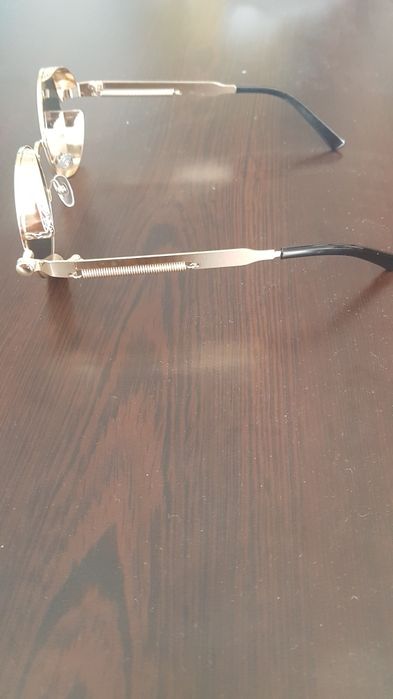 Ochelari de soare,la moda.