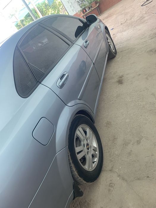 Chevrolet lasetti 1.8